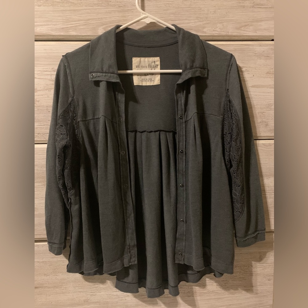 We The Free Snap Button Flowy Top - Picture 2 of 5